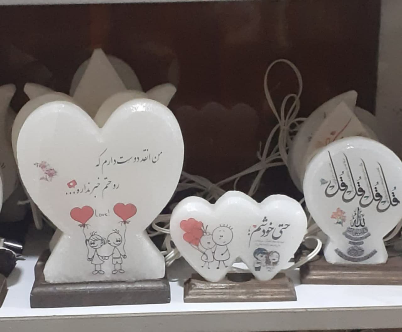 خرید سنگ نمک پایه‌دار فانتزی – زیبایی، آرامش و انرژی مثبت در یک محصول